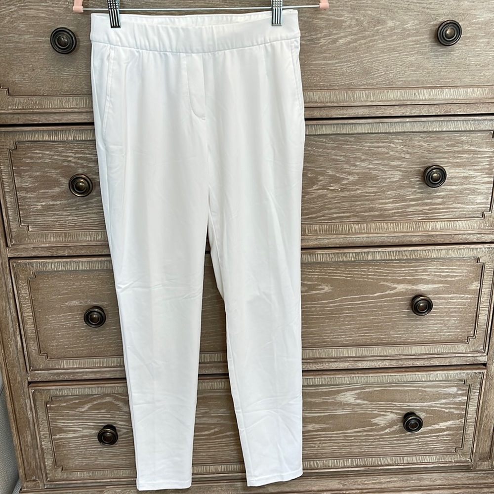 Women’s Nike Dri-fit pants. White XS. In new condition never worn.